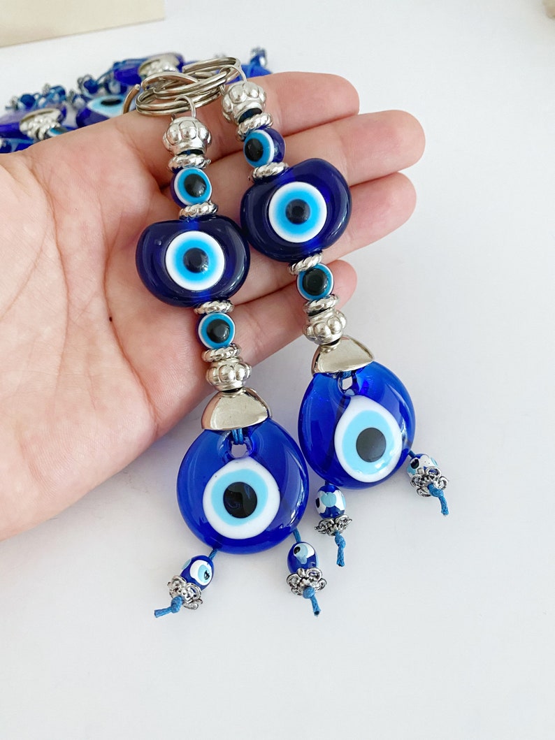 Mati Evil Eye Blue Glass Pendants In Athens Shop Greece Stock Photo - Foto 3